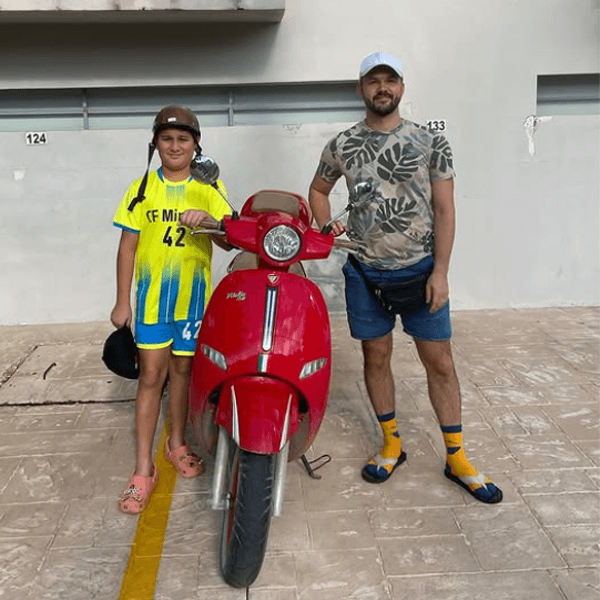 Discover Playa del Carmen on two wheels!