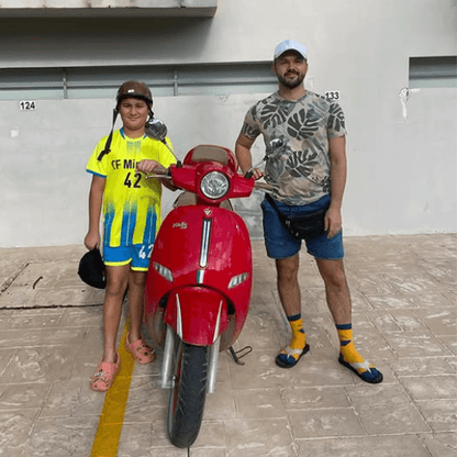 Discover Playa del Carmen on two wheels!